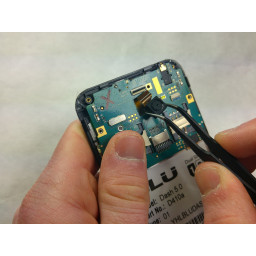 Замена задней камеры с двойной SIM-картой Blu Dash 5.0